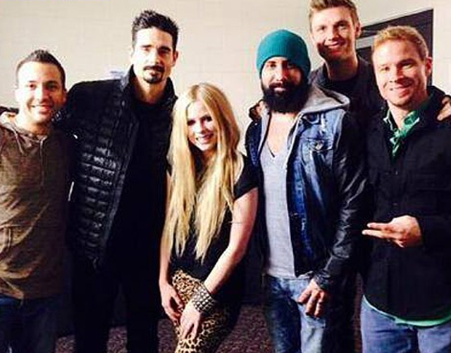 Backstreet Boys se van de gira con Avril Lavigne