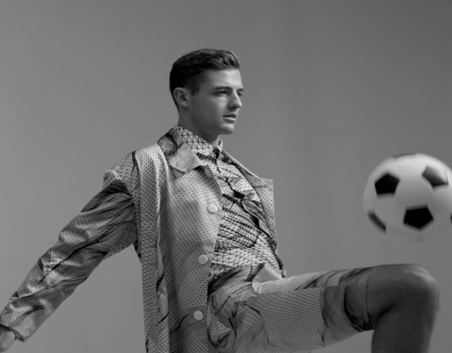 El vídeo de Robbie Rogers, el futbolista gay, para 'Flaunt'