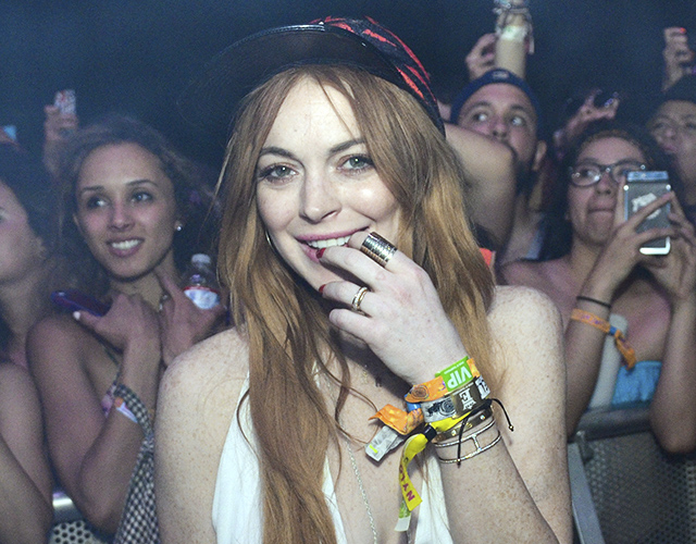 Lindsay Lohan, pillada bebiendo vodka en Coachella