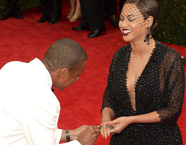 Jay Z vuelve a pedir matrimonio a Beyoncé en la Met Gala