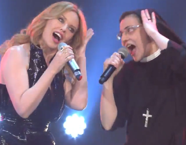 Kylie canta con la monja de 'The Voice' Italia
