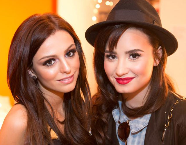 Demi Lovato y Cher Lloyd, juntas en el vídeo de 'Really Don't Care'