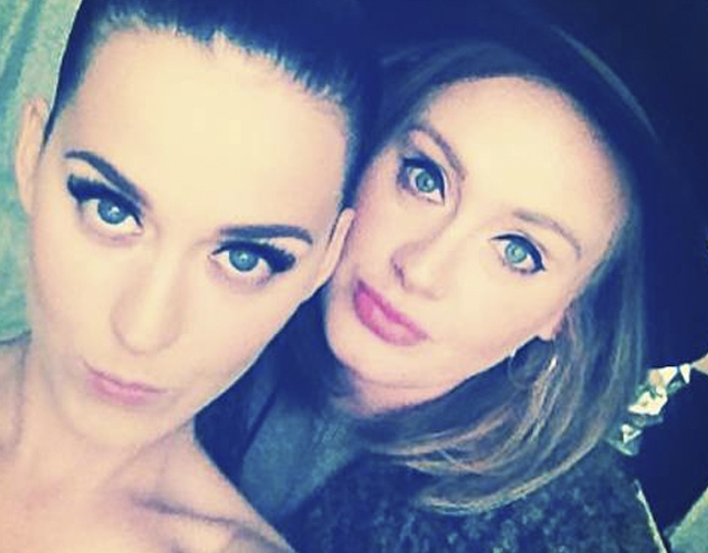La selfie de Adele y Katy Perry