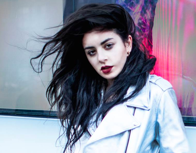 Charli XCX estrena single, 'Break The Rules'