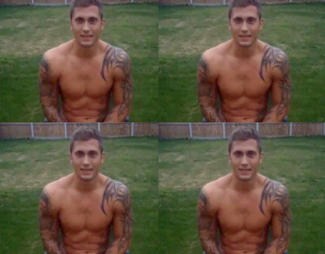 Dan Osborne desnudo en su ice bucket challenge