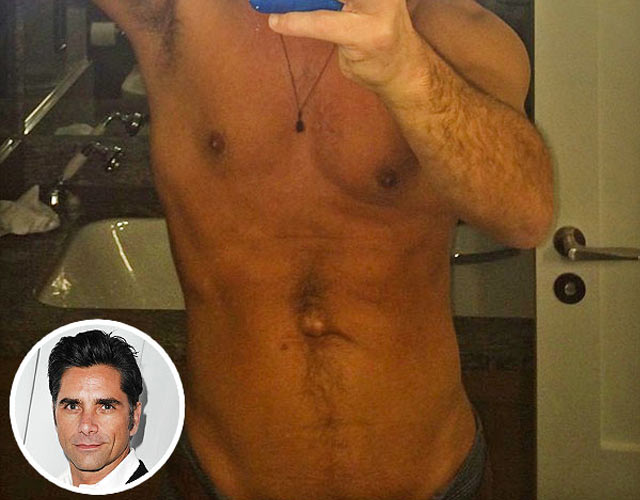 John Stamos sin camiseta en Instagram