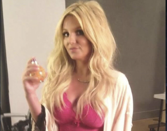 Britney Spears se plantea usar su cuenta de Tinder