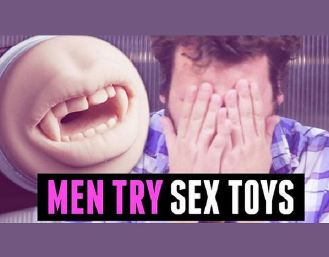 Un grupo de hombres prueba juguetes sexuales por primera vez