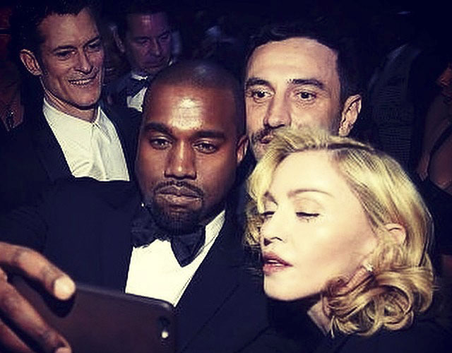 Madonna, trabajando con el rapero Nas, Kanye West y Mike Tyson