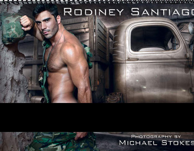 Rodiney Santiago desnudo en su calendario 2015