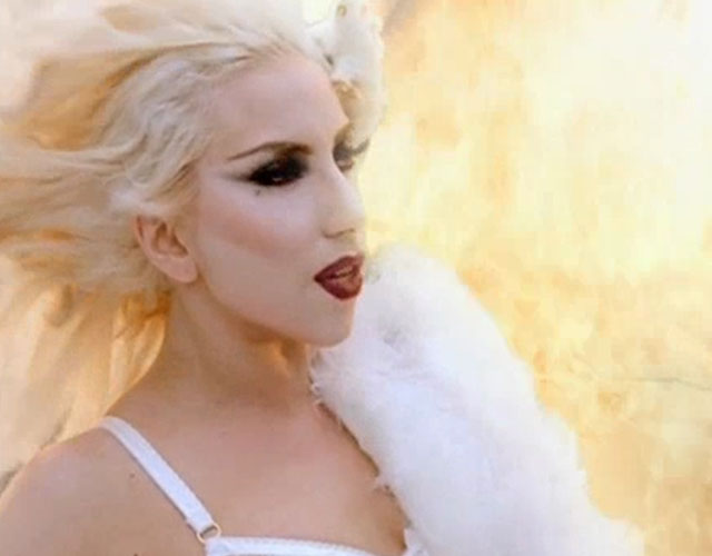 'Bad Romance' y 'Applause', con certificado VEVO y comentario de Lady Gaga