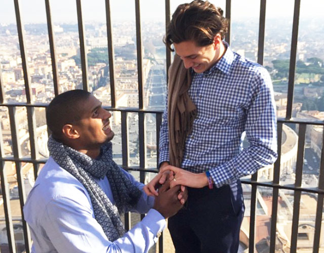 Michael Sam propone matrimonio a su novio en el Vaticano