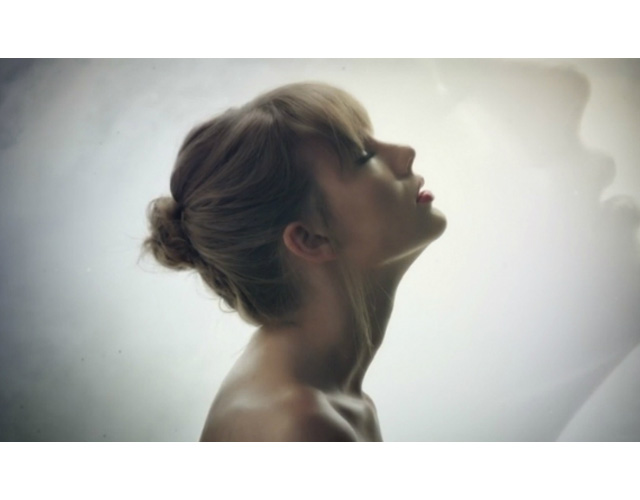 Taylor Swift estrena vídeo para 'Style'