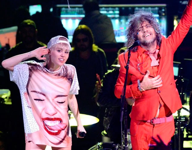 Miley Cyrus adelanta nueva canción con Wayne Coyne