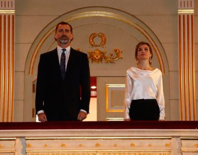 Los reyes Felipe y Letizia apoyan la ópera gay 'El Público'