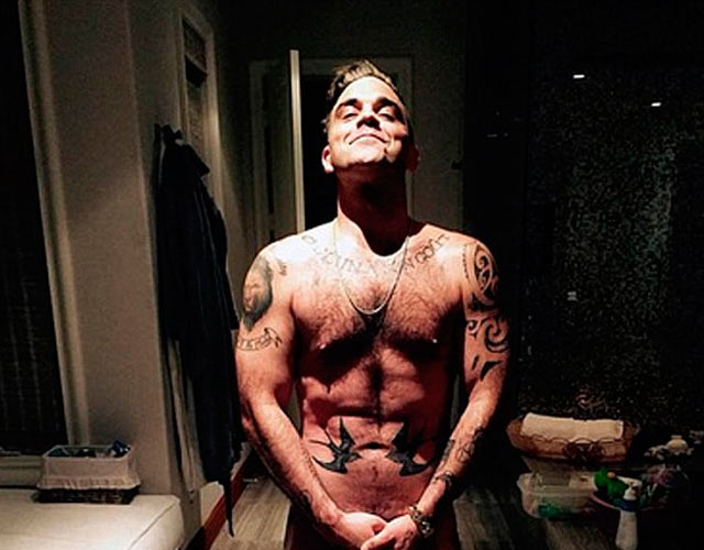 Robbie Williams desnudo