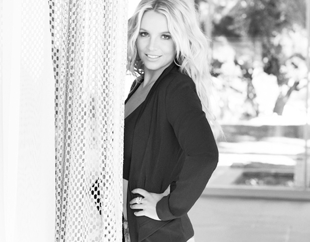Escucha 'Brightest Morning Star' de Britney Spears en acústico