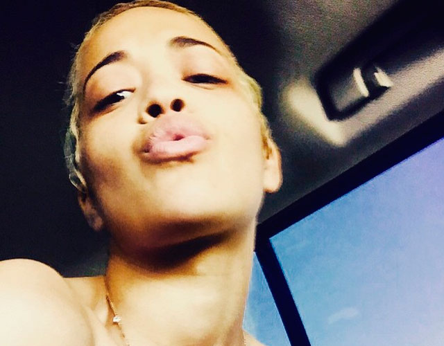 Rita Ora desnuda en Instagram
