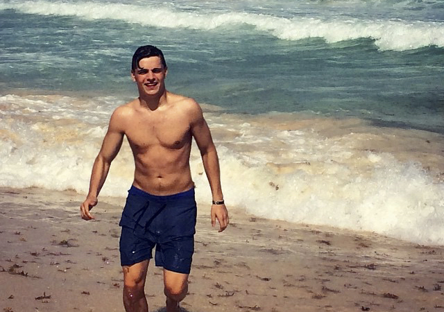 Las mejores fotos del DJ Martin Garrix desnudo