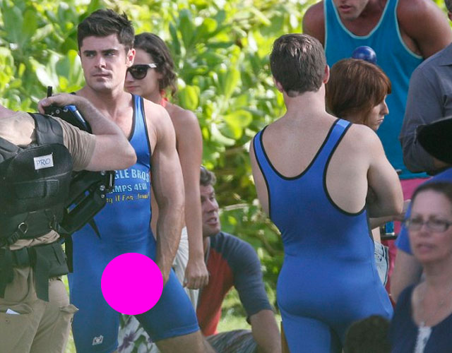 El paquete de Zac Efron con Adam Devine en su nueva película