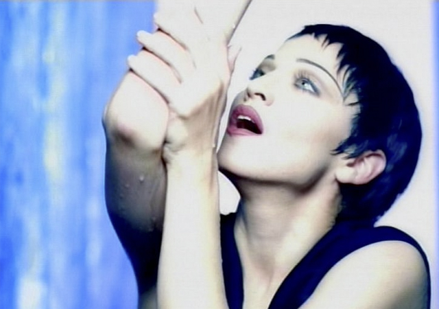 Se filtran 40 minutos inédito de 'Rain' de Madonna