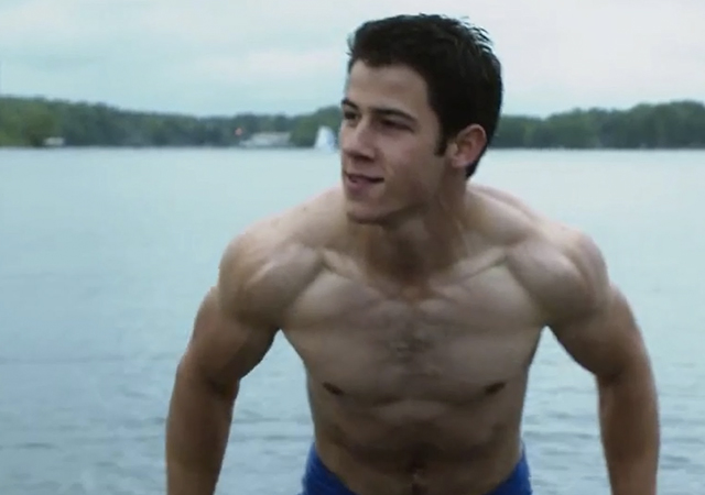 Nick Jonas confirma sexo gay en su serie 'Kingdom'