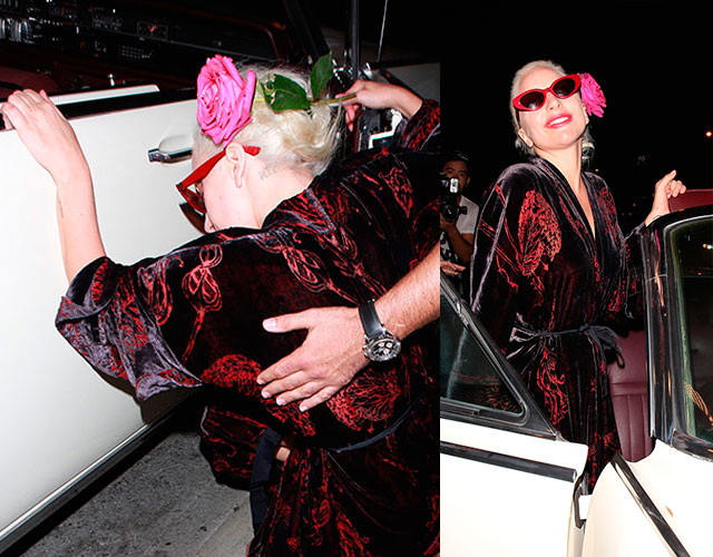 La caída de Lady Gaga al salir de un restaurante
