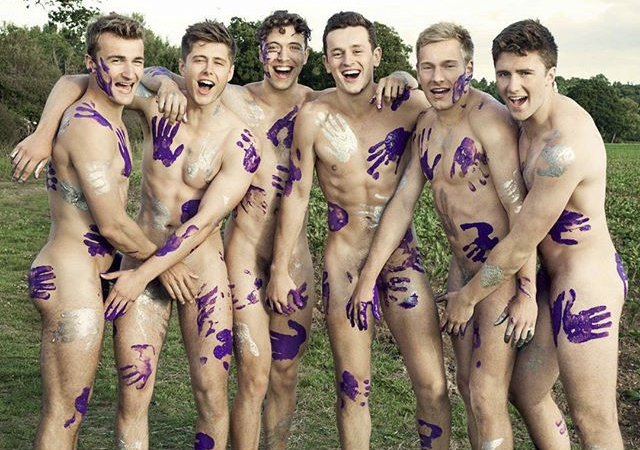 Los Warwick Rowers desnudos en su calendario 2016