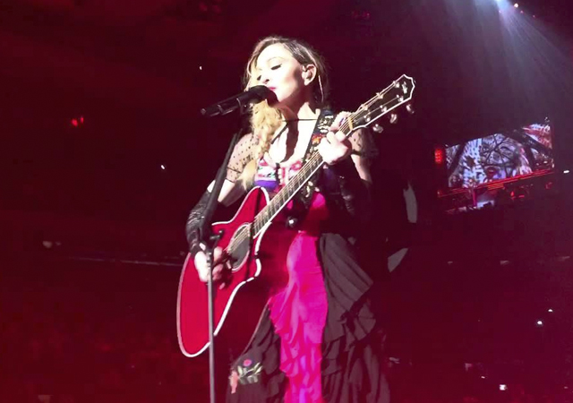 Madonna sorprende a todos cantando 'Ghosttown' en el 'Rebel Heart Tour'