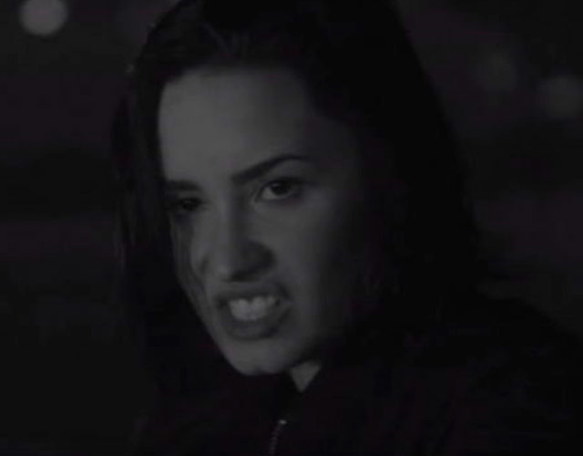 Demi Lovato lanza vídeo para 'Waitin For You', canción contra el bullying