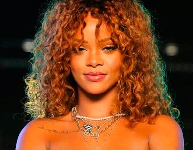 Rihanna The Voice