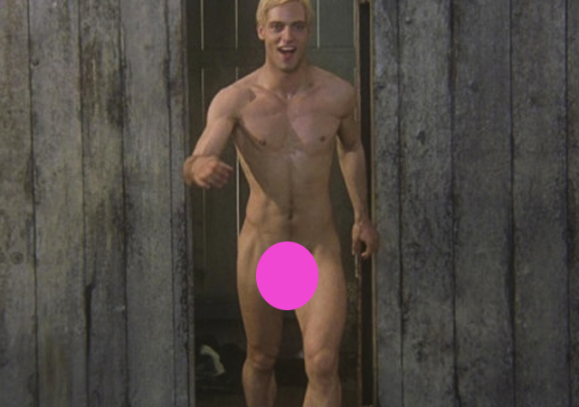 El actor Gabriel Garko desnudo completamente en 'Senso 45'