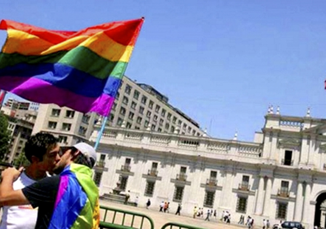 Llegan las primeras uniones gays a Chile
