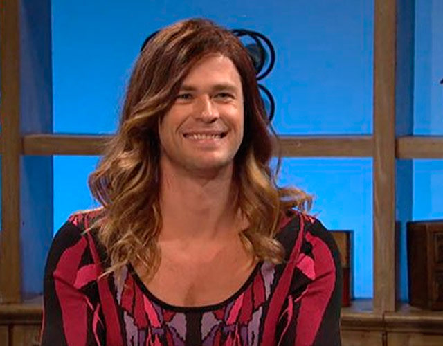 Chris Hemsworth, travestido en 'Saturday Night Live'