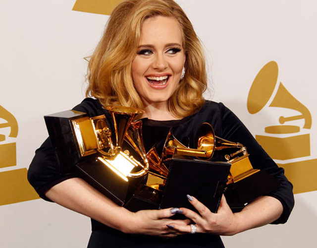 Adele, entre las actuaciones confirmadas en los Grammy 2016