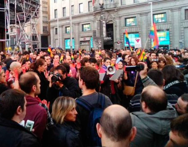 Concentración contra homofobia Madrid