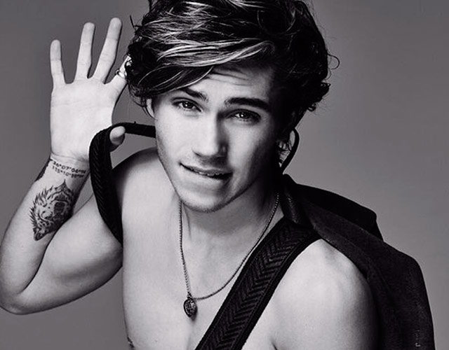 George Shelley desnudo: el miembro de Union J sale del armario