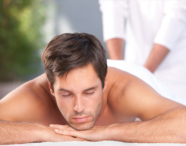 Cómo hacer masajes eróticos gay para San Valentín