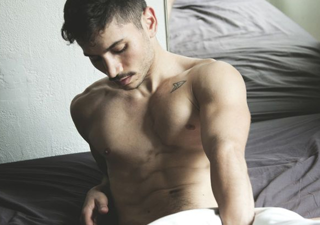 Las fotos más calientes del modelo desnudo Mehdi