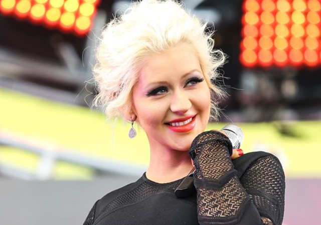 Christina Aguilera está trabajando en "más de un disco"