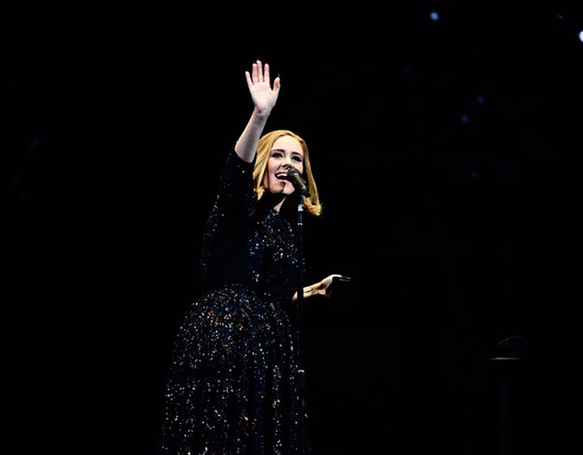Adele hace twerking en su gira