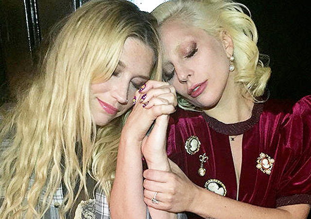 Lady Gaga vuelve a defender a Kesha "la llamo cada día"