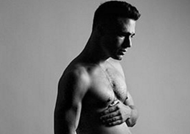 Colton Haynes desnudo y embarazado por los derechos LGBT