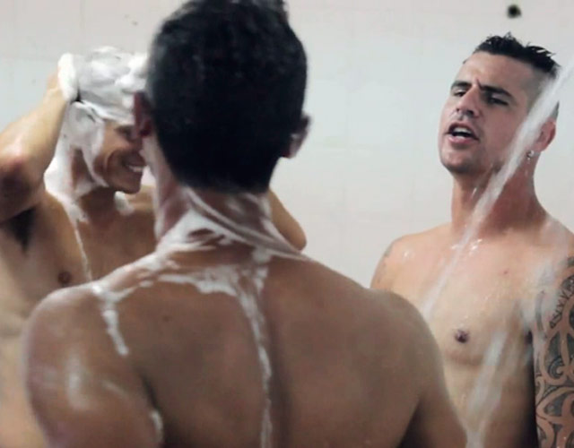 Tomás Farina desnudo integral con más futbolistas desnudos en vestuarios Tomás Farina desnudo integral con más futbolistas desnudos en vestuarios