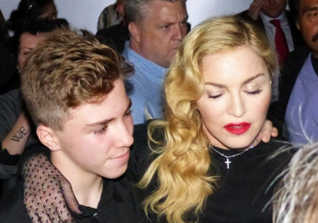 Rocco Ritchie llama a su madre Madonna "zorra"