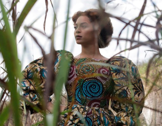 Beyoncé arrasa con 'Lemonade' y cuela sus 12 canciones en Billboard