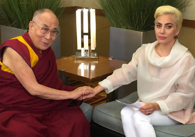 Lady Gaga no puede entrar en China por reunirse con el Dalai Lama