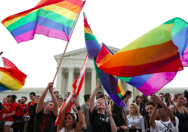 Una política en Francia asegura que el matrimonio gay nos llevará a la poligamia