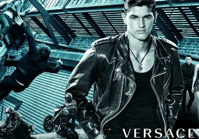 Versace lanza un cortometraje homoerótico 'Dylan Blue'