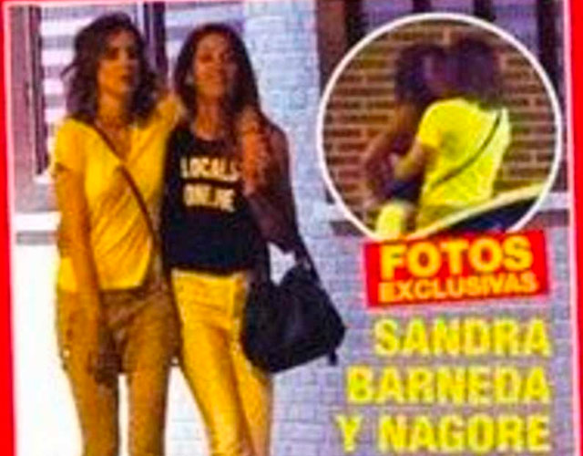 Pillan a Sandra Barneda y Nagore Robles besándose